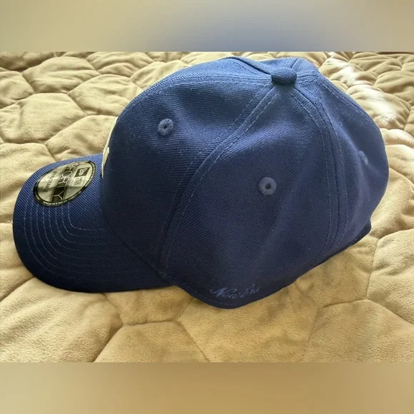 Fear of God ESSENTIALS
Los Angeles Dodgers 9FORTY Cap - Picture 4 of 8